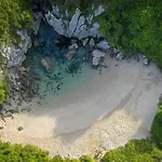 La Cueva De Villahormes