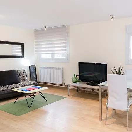 La Cueva De * Villahormes